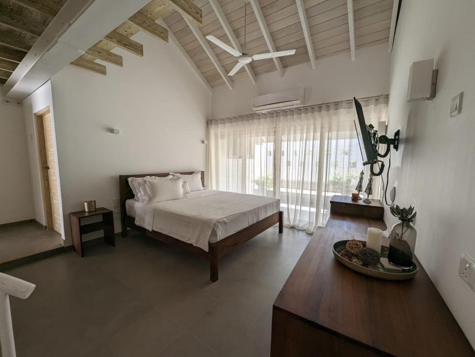 Aj Villa Negombo Ruang foto